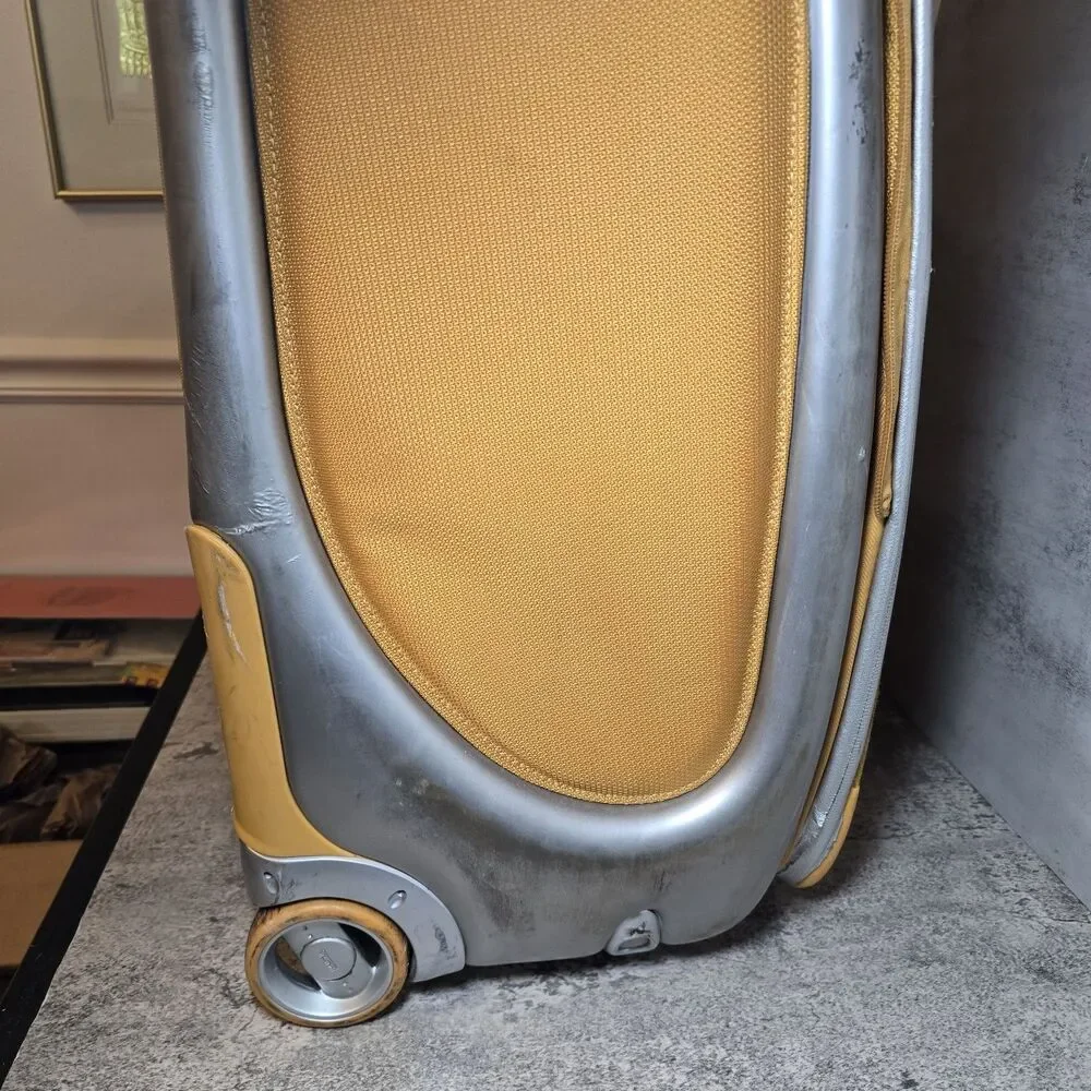 Rare TUMI T3 Yellow Silver Nylon Expandable Wheeled travel luggage Trolley Read*
